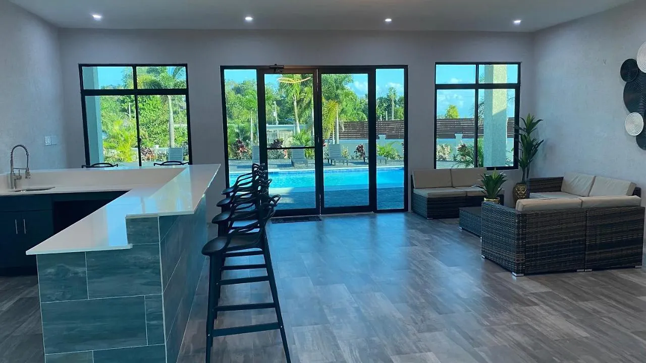 The Roseville Ocho Rios 0*,